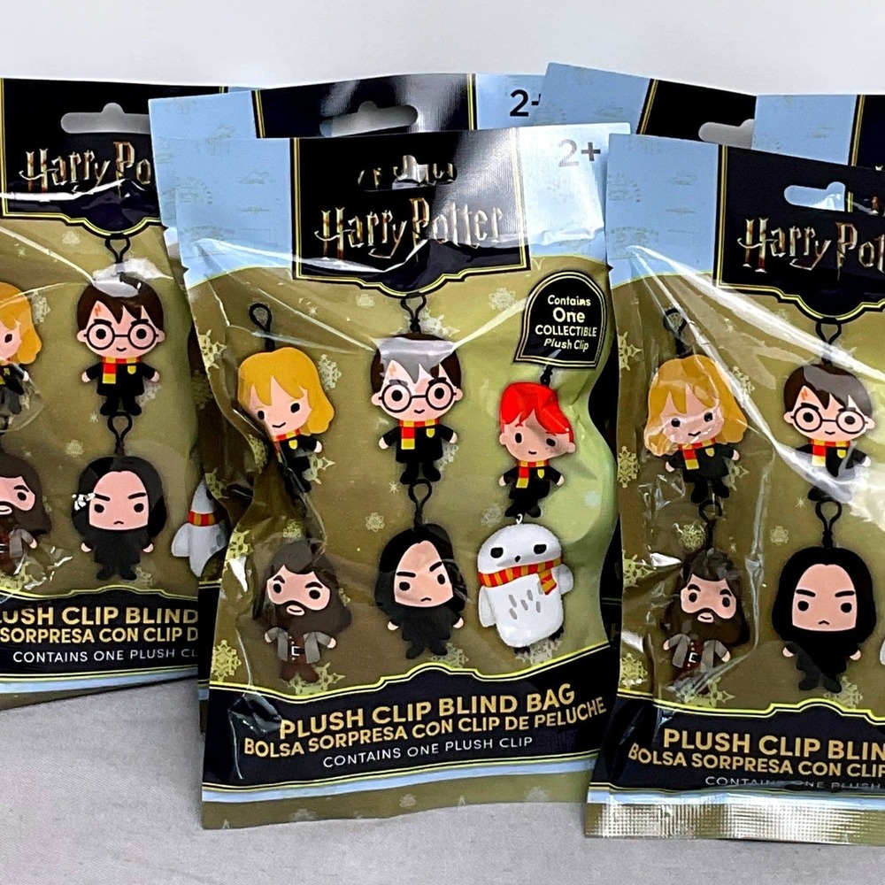 Harry Potter Plush Clip Blind Bag Mystery Lot of 6 Wizarding World Collectibles - Picture 3 of 3